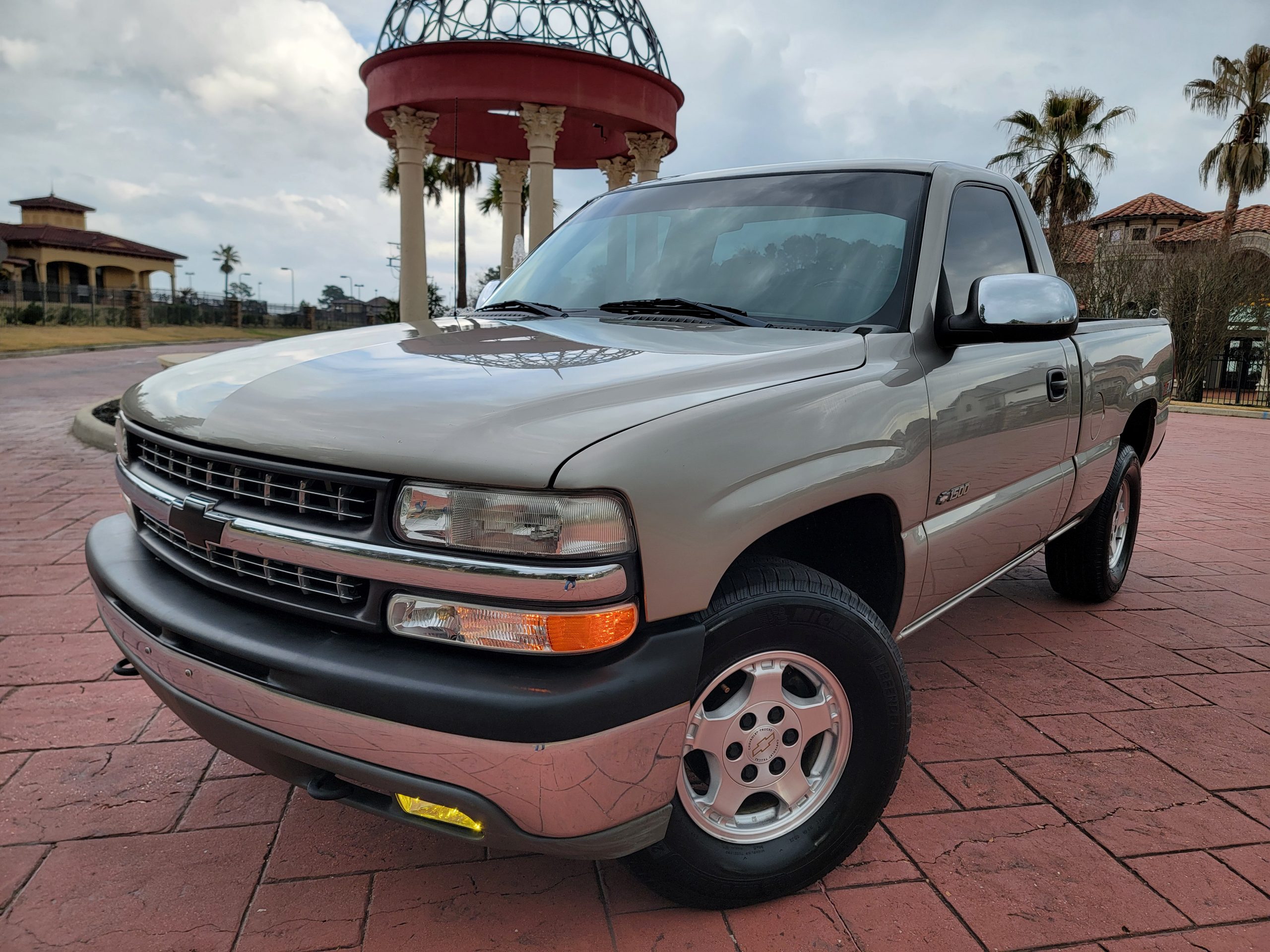 01Chevy1500Z71_158k_for-sale-01