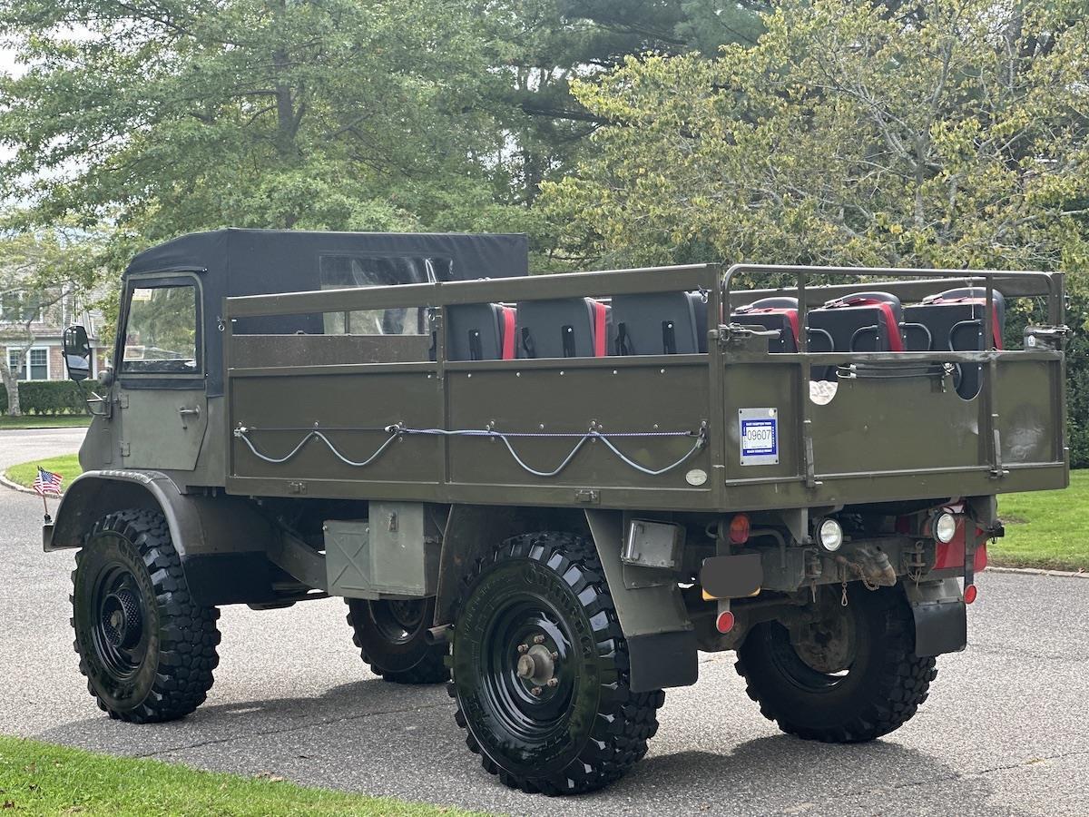 1963-Mercedes-Benz-Unimog-17