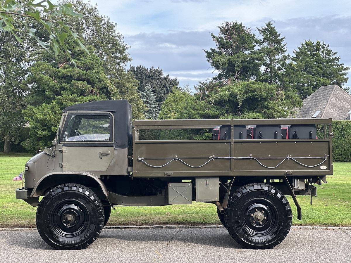 1963-Mercedes-Benz-Unimog-22