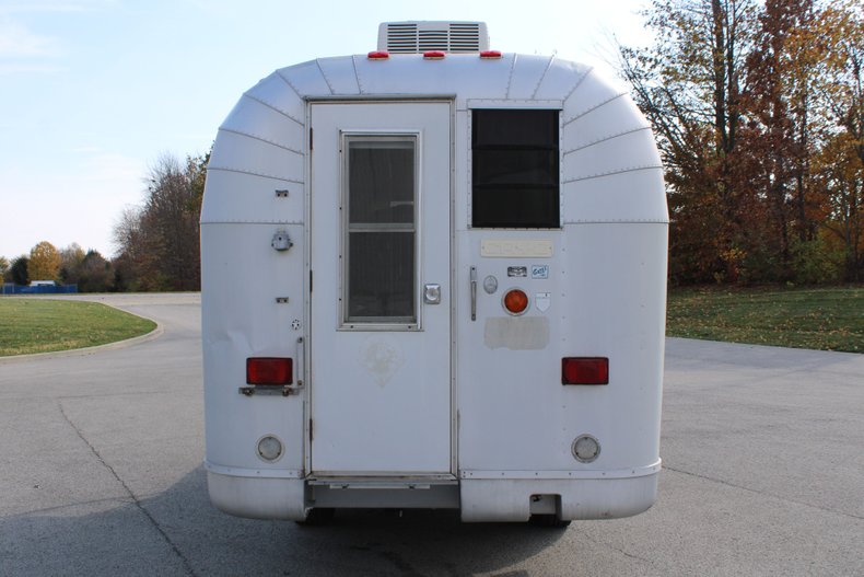 1969-dodge-d200-camper-special-for-sale-06