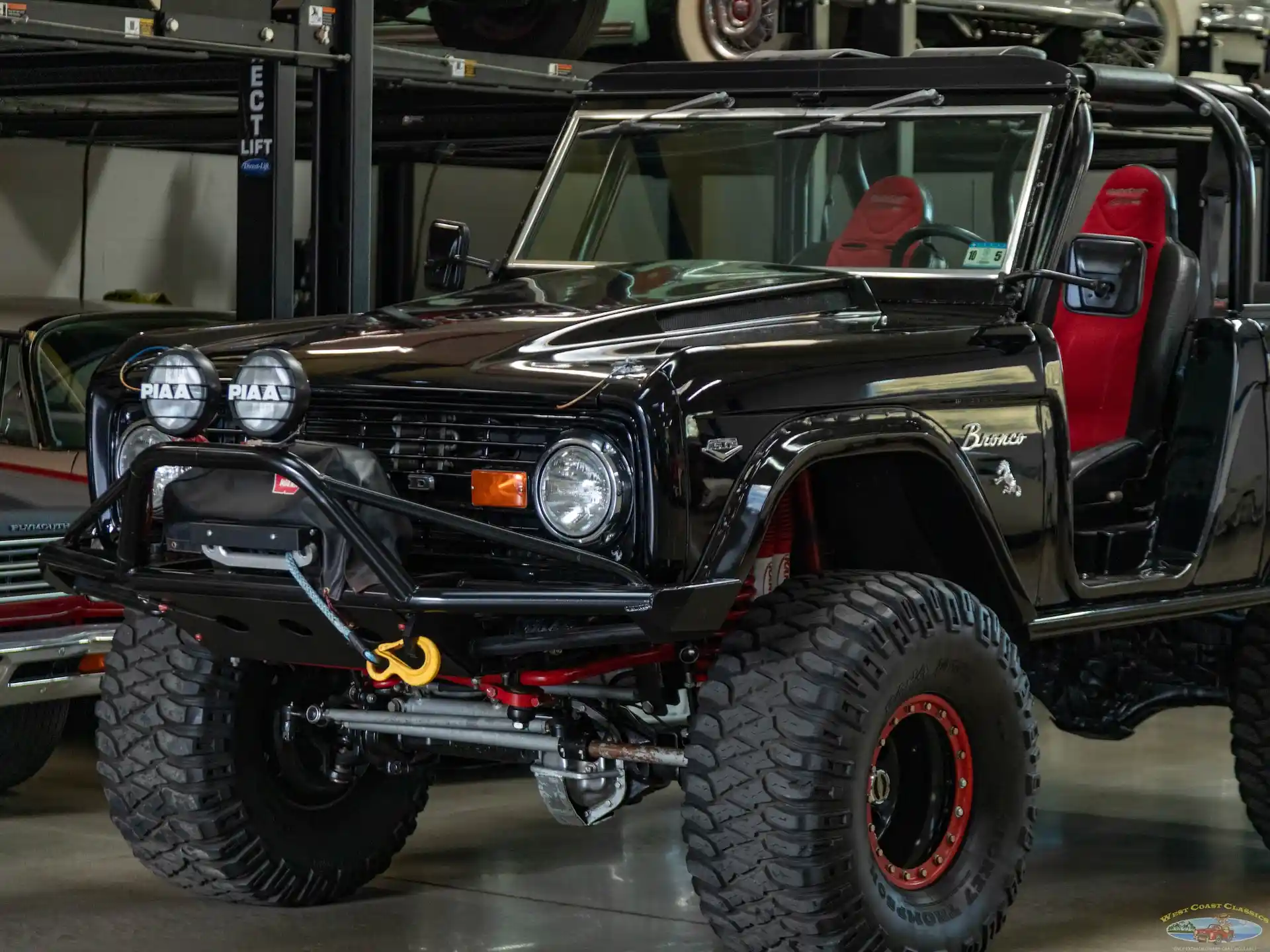 1969-ford-bronco-v8-for-sale-04