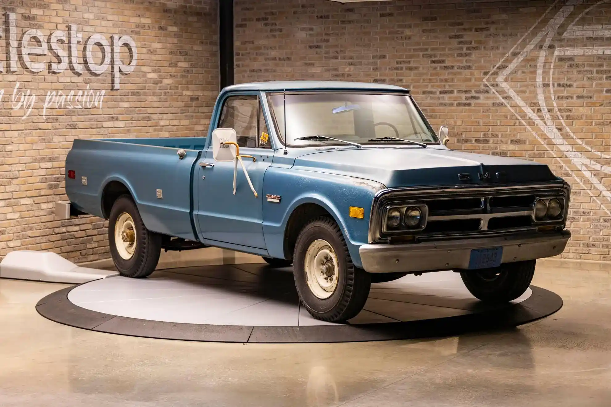 1969-gmc-c20-2500-for-sale-03