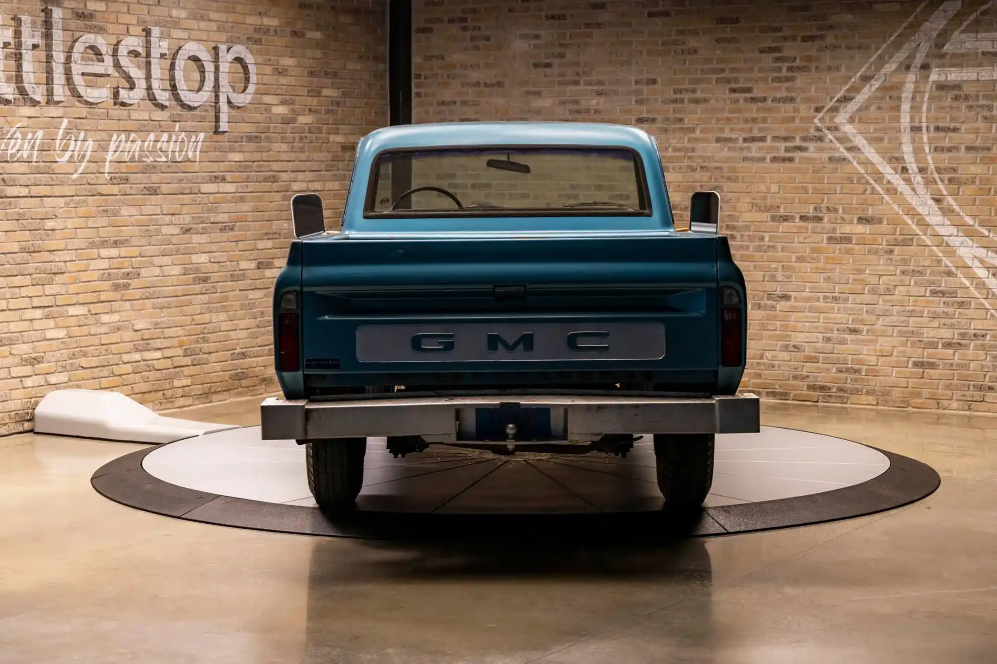 1969-gmc-c20-2500-for-sale-06