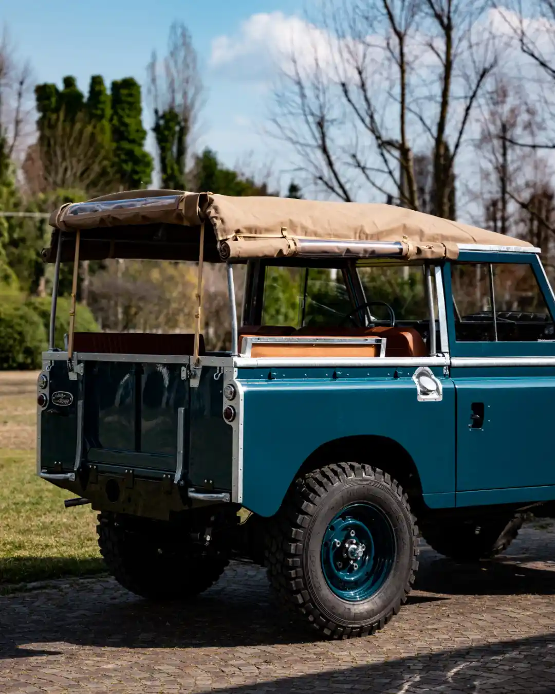 1970-land-rover-series-IIa-for-sale-01