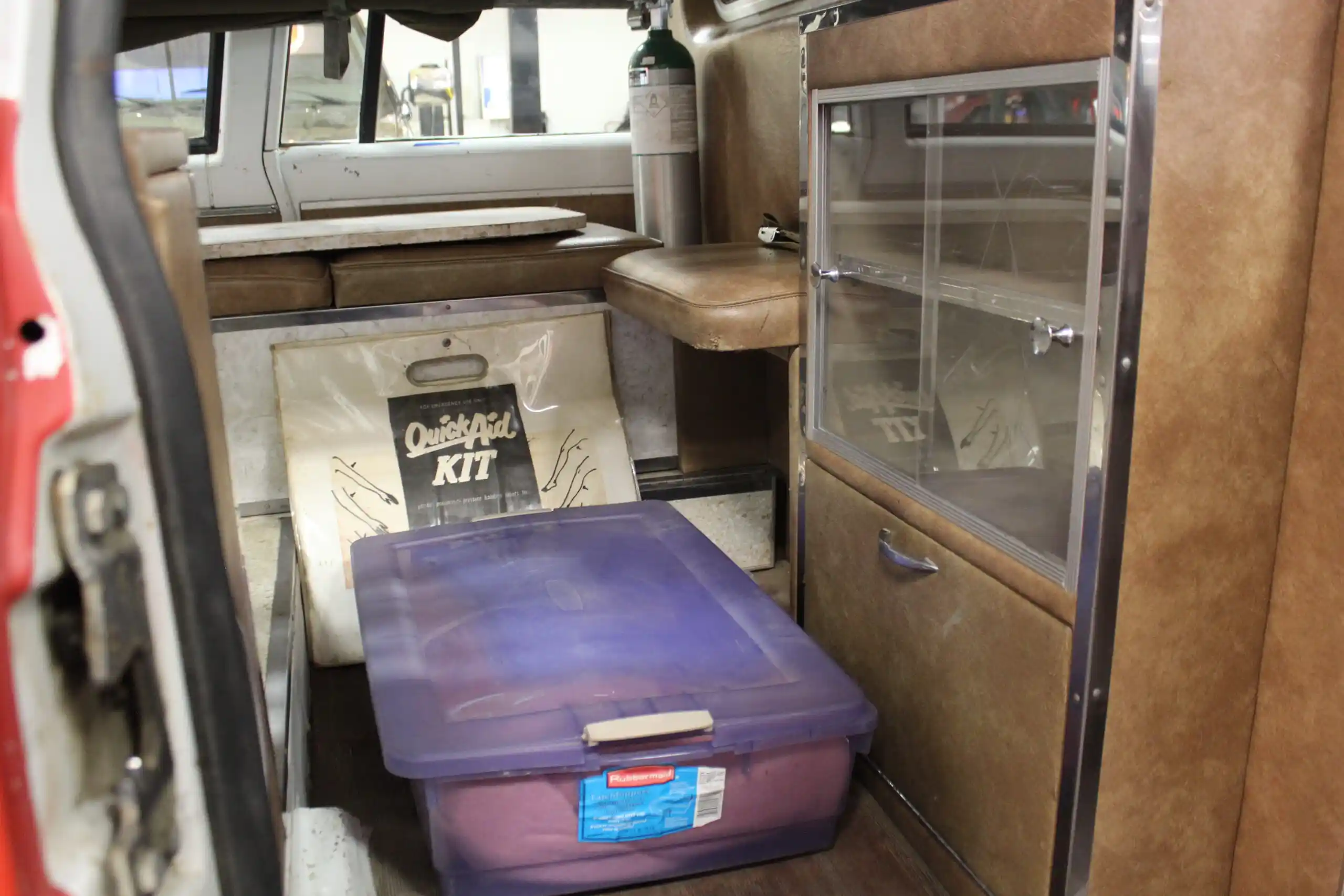 1971-chevrolet-suburban-ambulance-for-sale-11