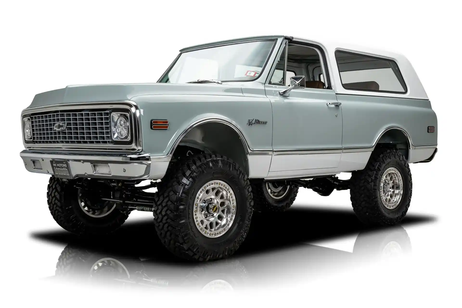 1972-chevrolet-k5-blazer-for-sale-01