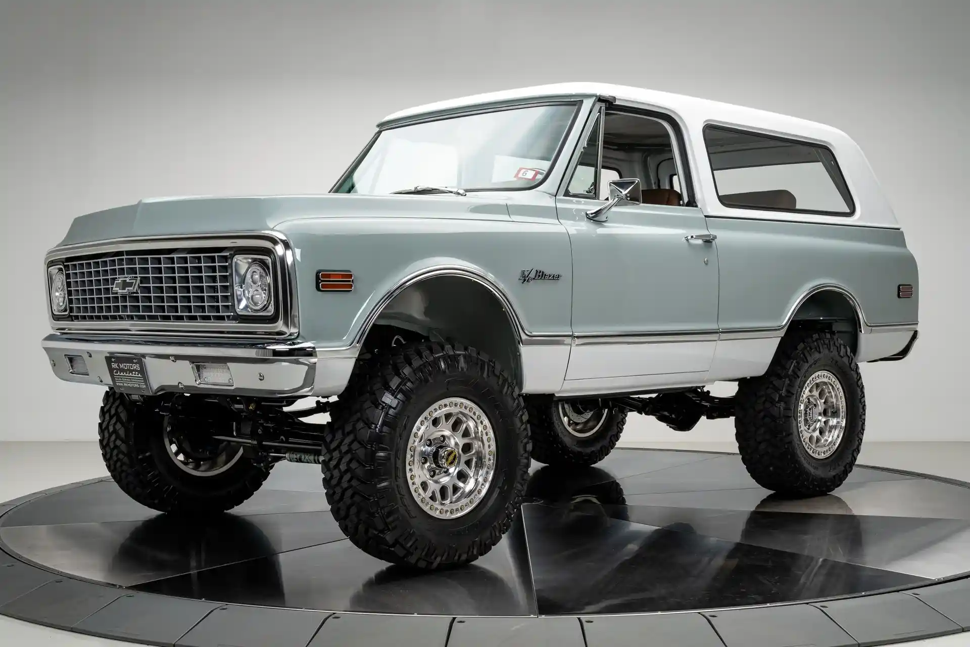 1972-chevrolet-k5-blazer-for-sale-06