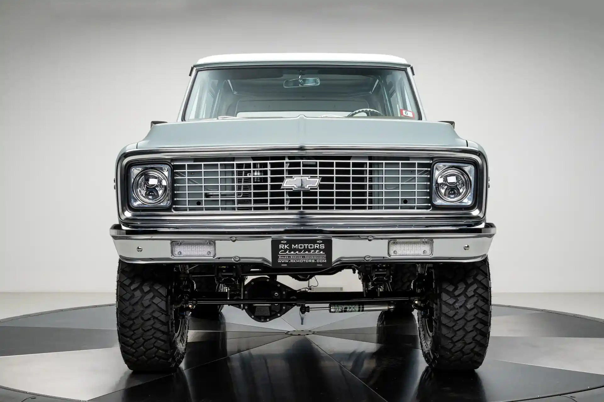 1972-chevrolet-k5-blazer-for-sale-07