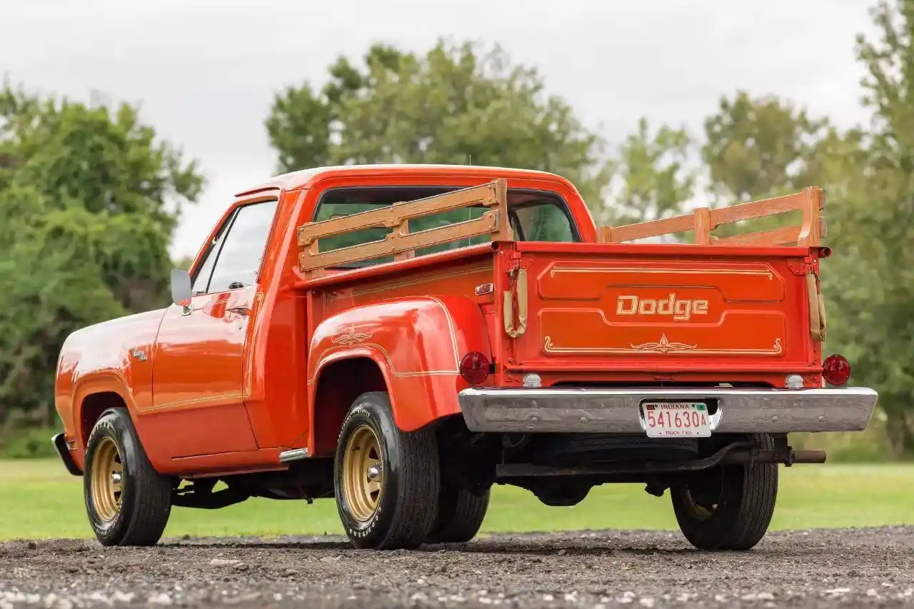 1977-dodge-d100-warlock-for-sale-05