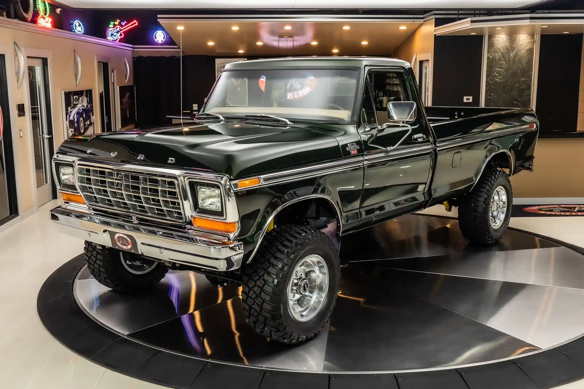 1979-ford-f-350-xlt-4x4-pickup-restomod-for-sale-05