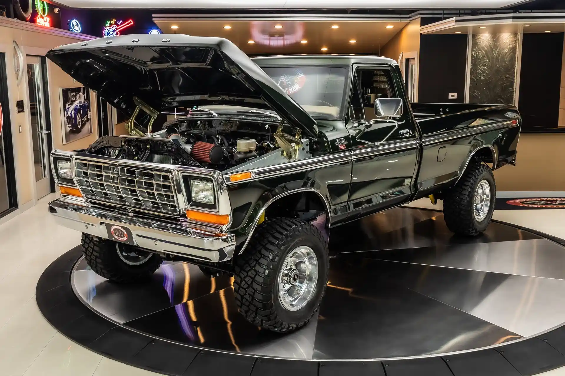 1979-ford-f-350-xlt-4x4-pickup-restomod-for-sale-06