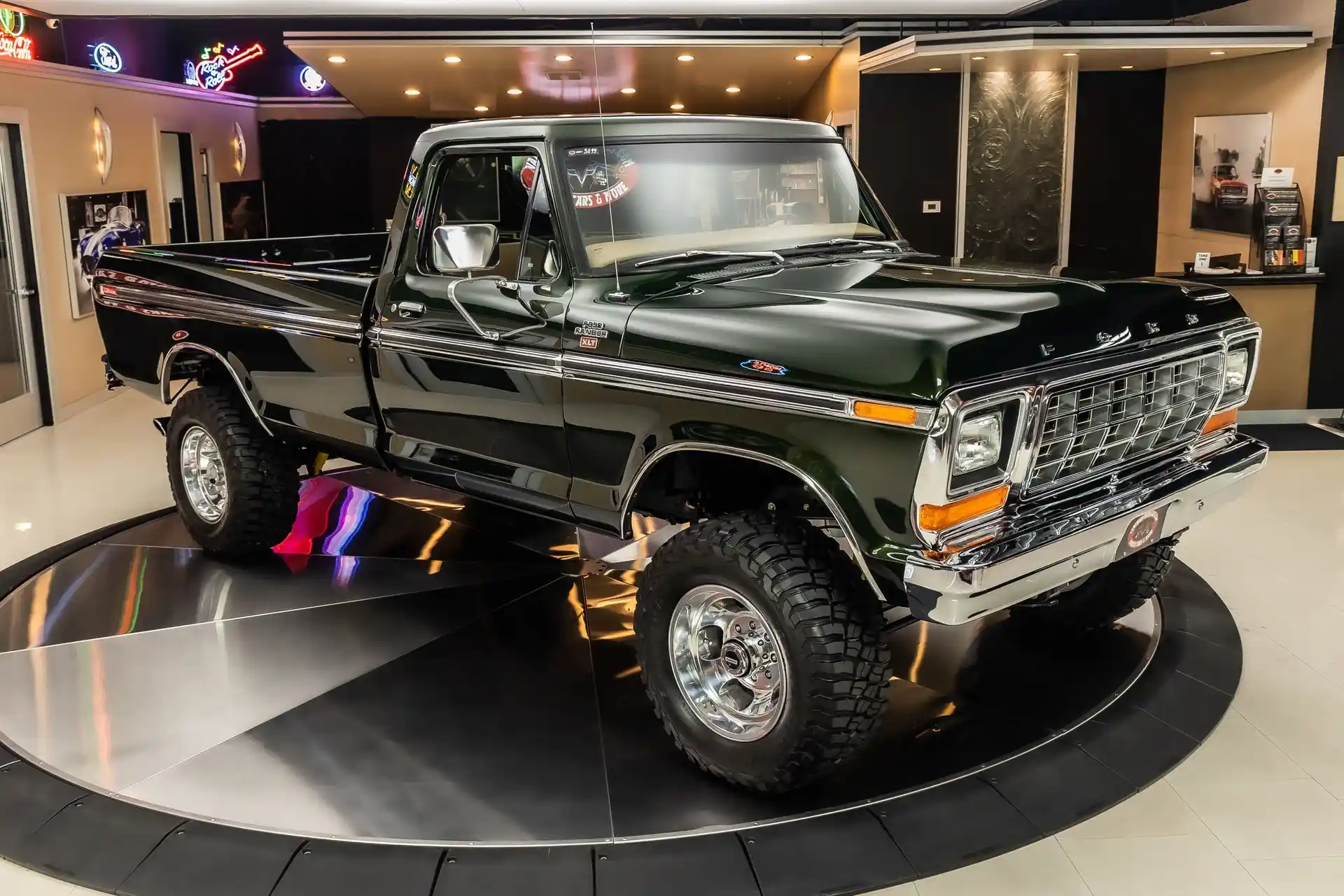 1979-ford-f-350-xlt-4x4-pickup-restomod-for-sale-09