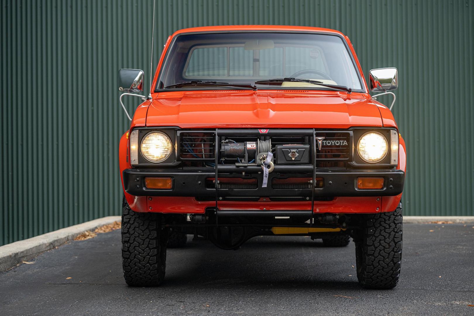 1979-toyota-pickup-for-sale-south-carolina-03