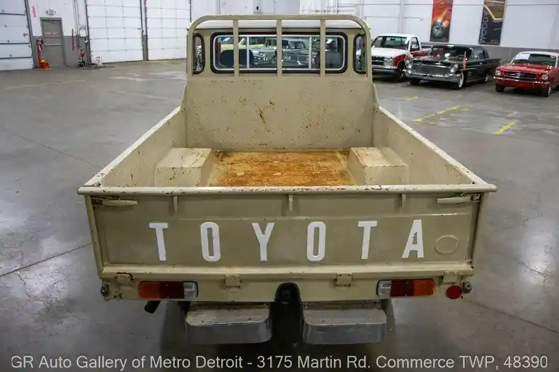 1980-toyota-land-cruiser-fj45-for-sale-03