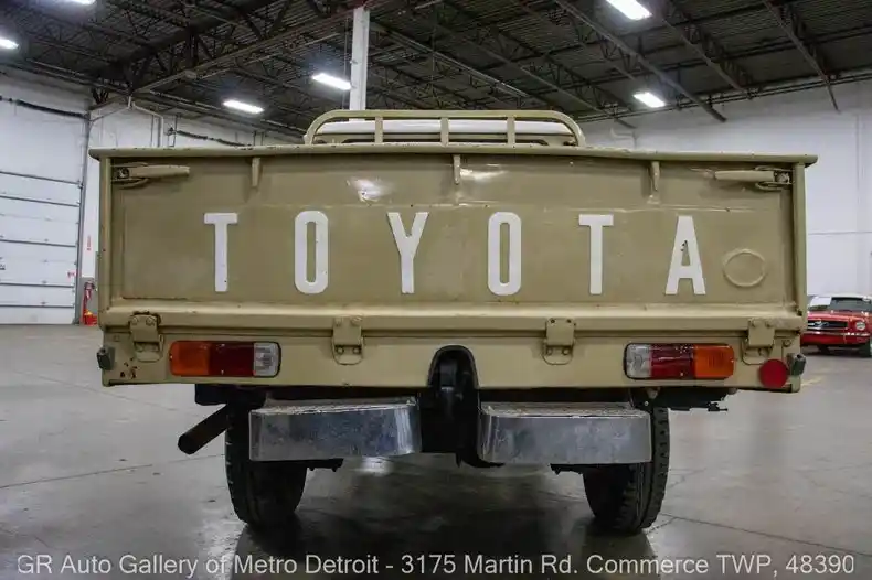 1980-toyota-land-cruiser-fj45-for-sale-04