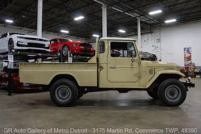 1980-toyota-land-cruiser-fj45-for-sale-06