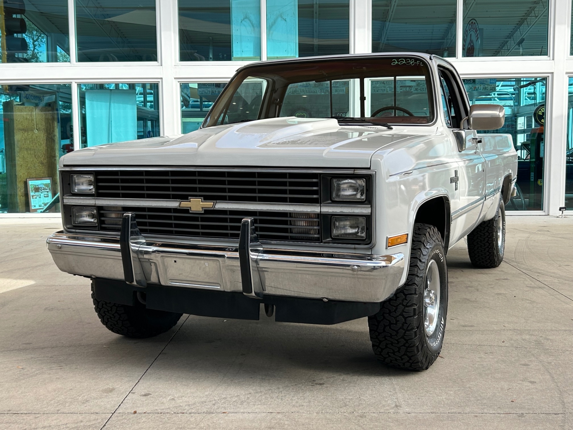 1984-chevrolet-silverado-pickup-for-sale-01