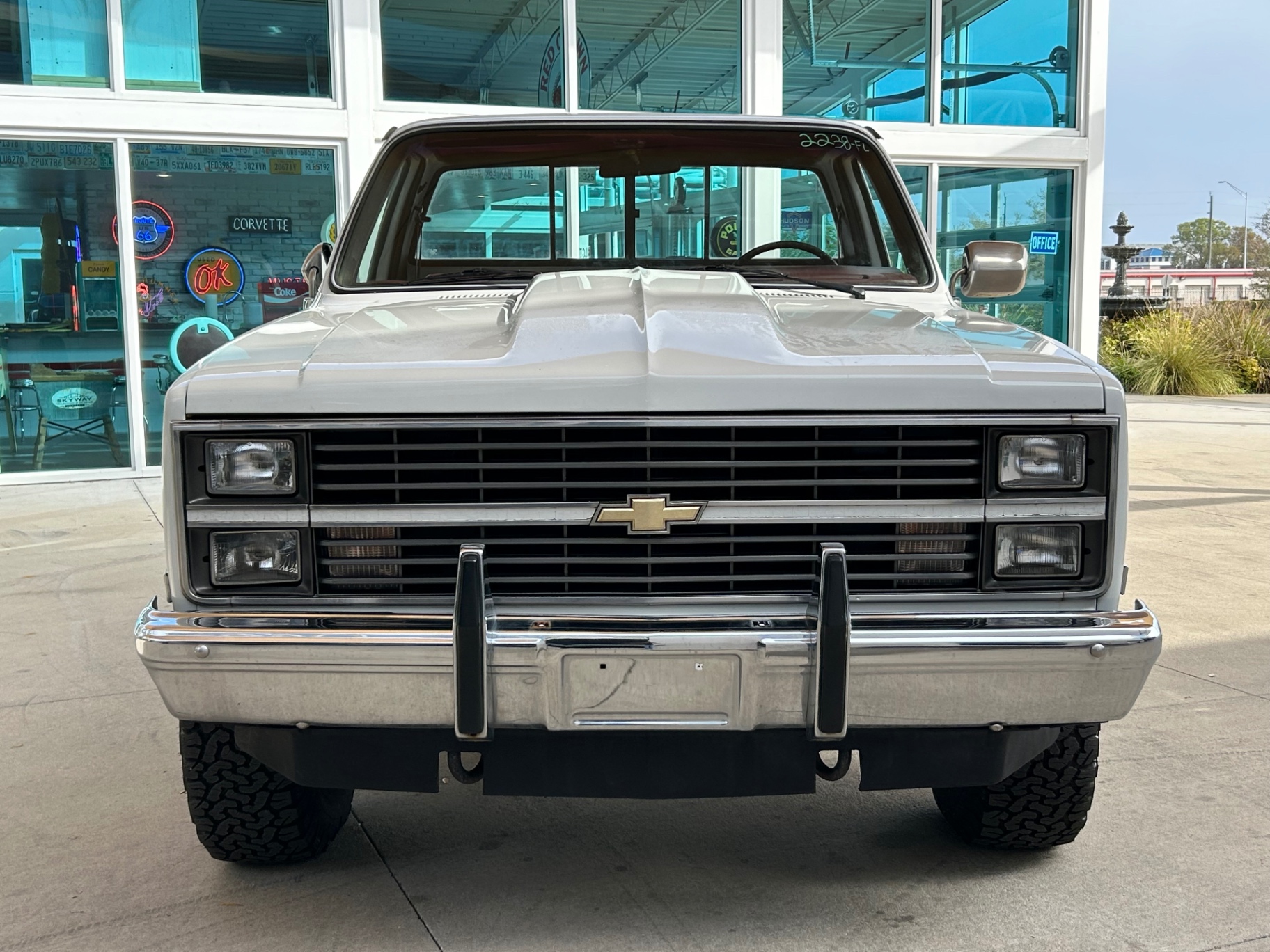 1984-chevrolet-silverado-pickup-for-sale-02