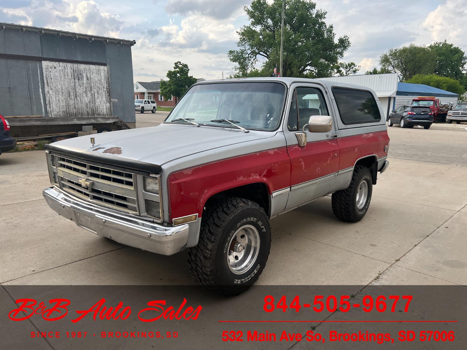 1985-chevrolet-k5-blazer-for-sale-03