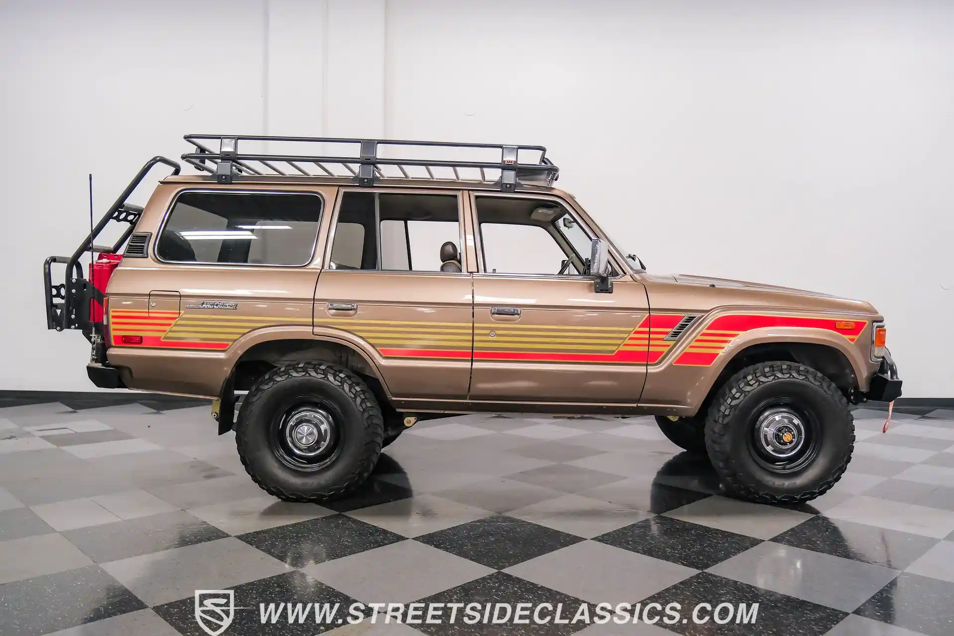 1985-toyota-land-cruiser-fj60-for-sale-06