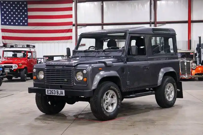 1988-land-rover-defender-90-for-sale-01