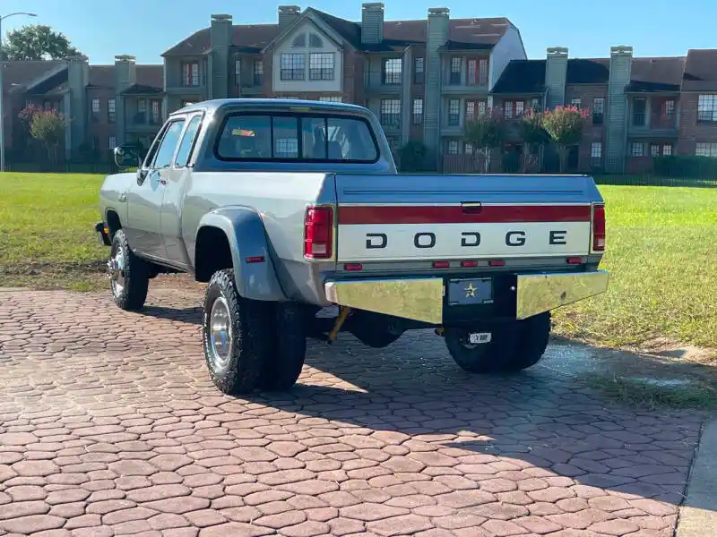 1992-dodge-ram-350-le-2dr-turbodiesel-4wd-extended-cab-lb-for-sale-04