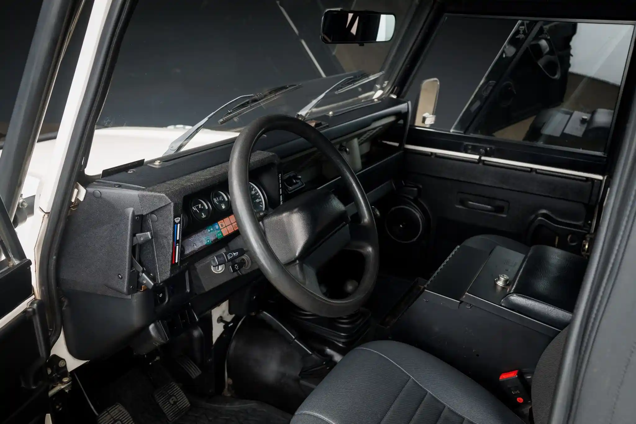 1994-land-rover-defender-for-sale-12