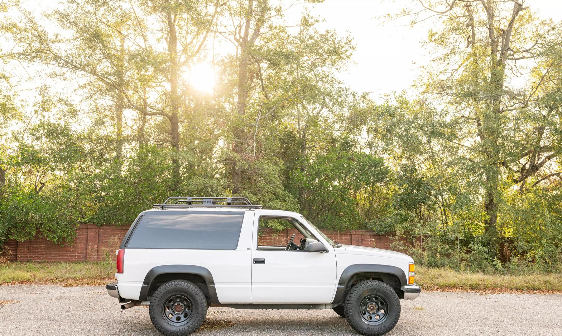 1995-chevrolet-tahoe-for-sale-01