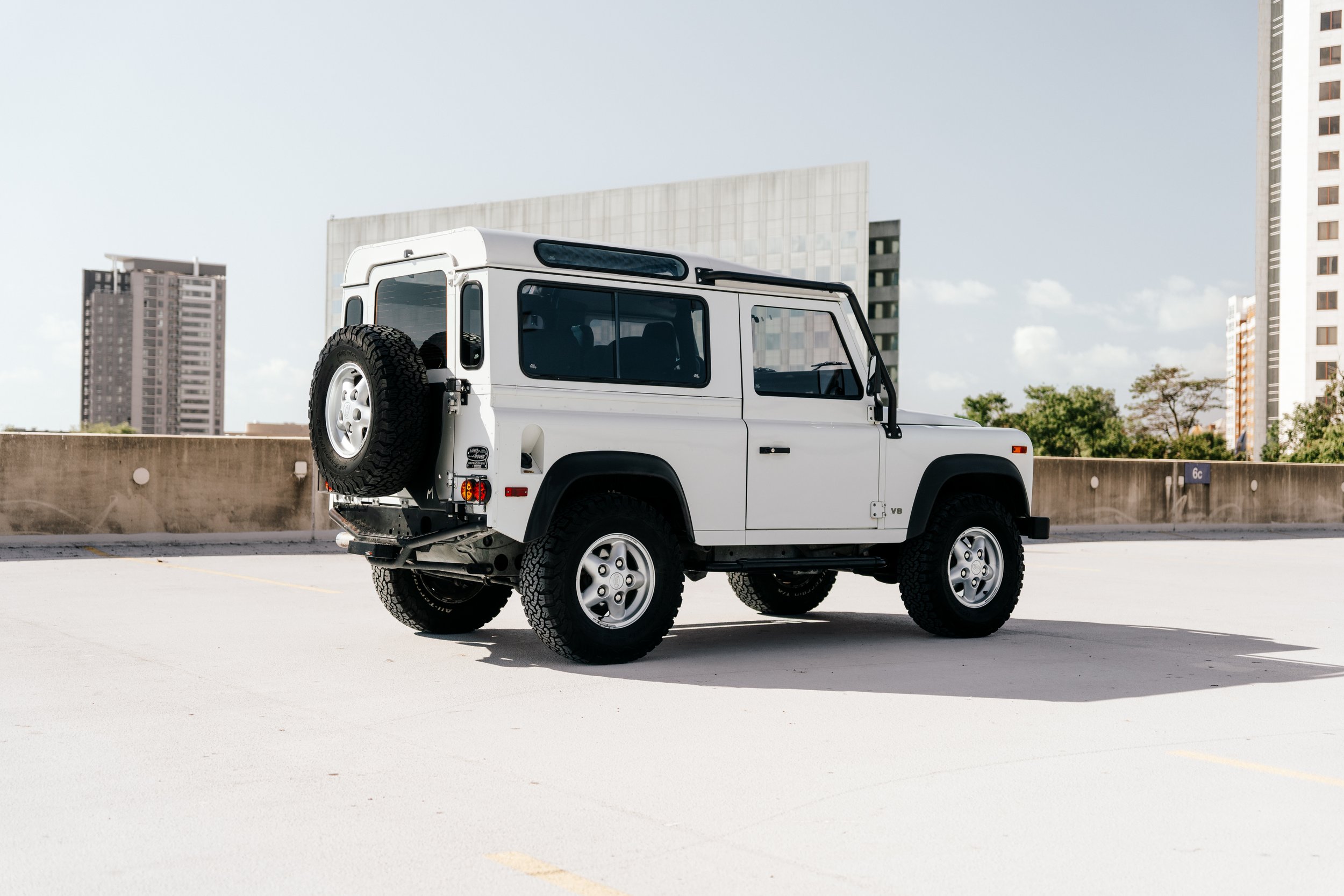 1995-land-rover-defender-90-for-sale-08