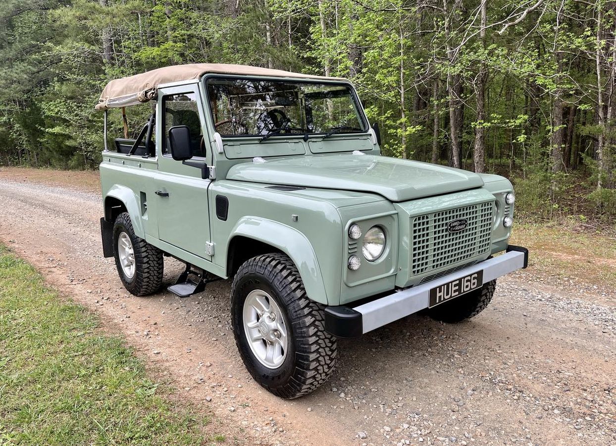 1997-land-rover-defender-90-for-sale-02