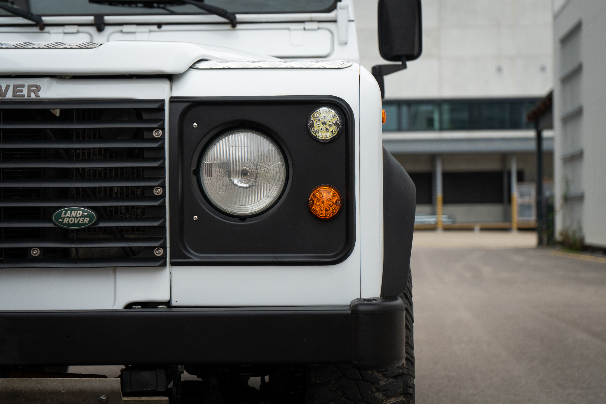 1997-land-rover-defender-for-sale-uk-07