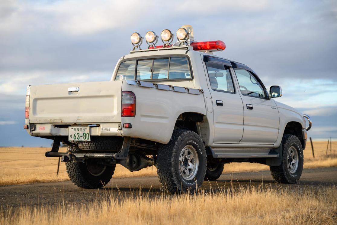 1997-toyota-hilux-for-sale-05