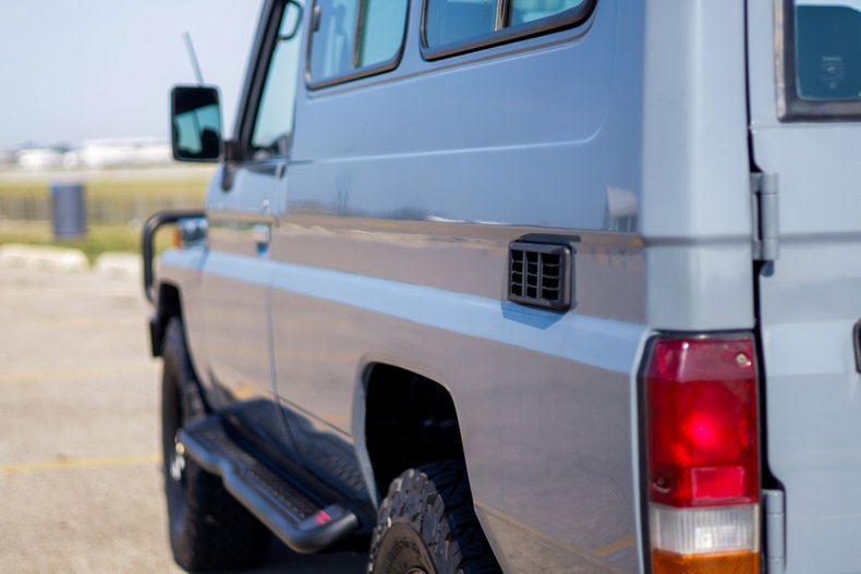 1998-toyota-land-cruiser-hzj75-troopy (8)