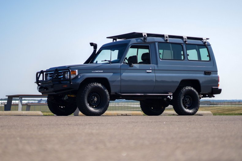 1998-toyota-land-cruiser-hzj75-troopy