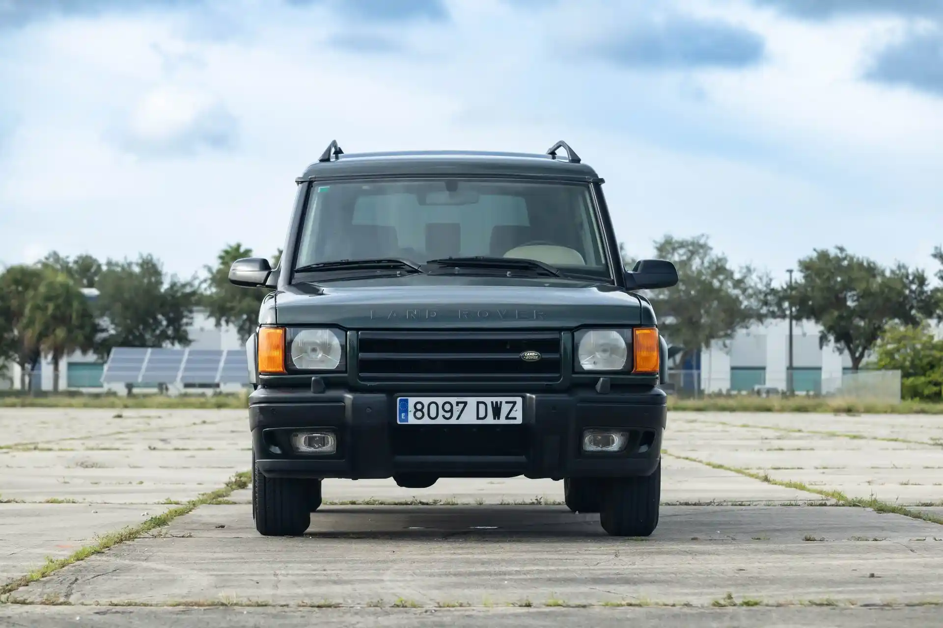 1999-land-rover-discovery-ii-for-sale-02