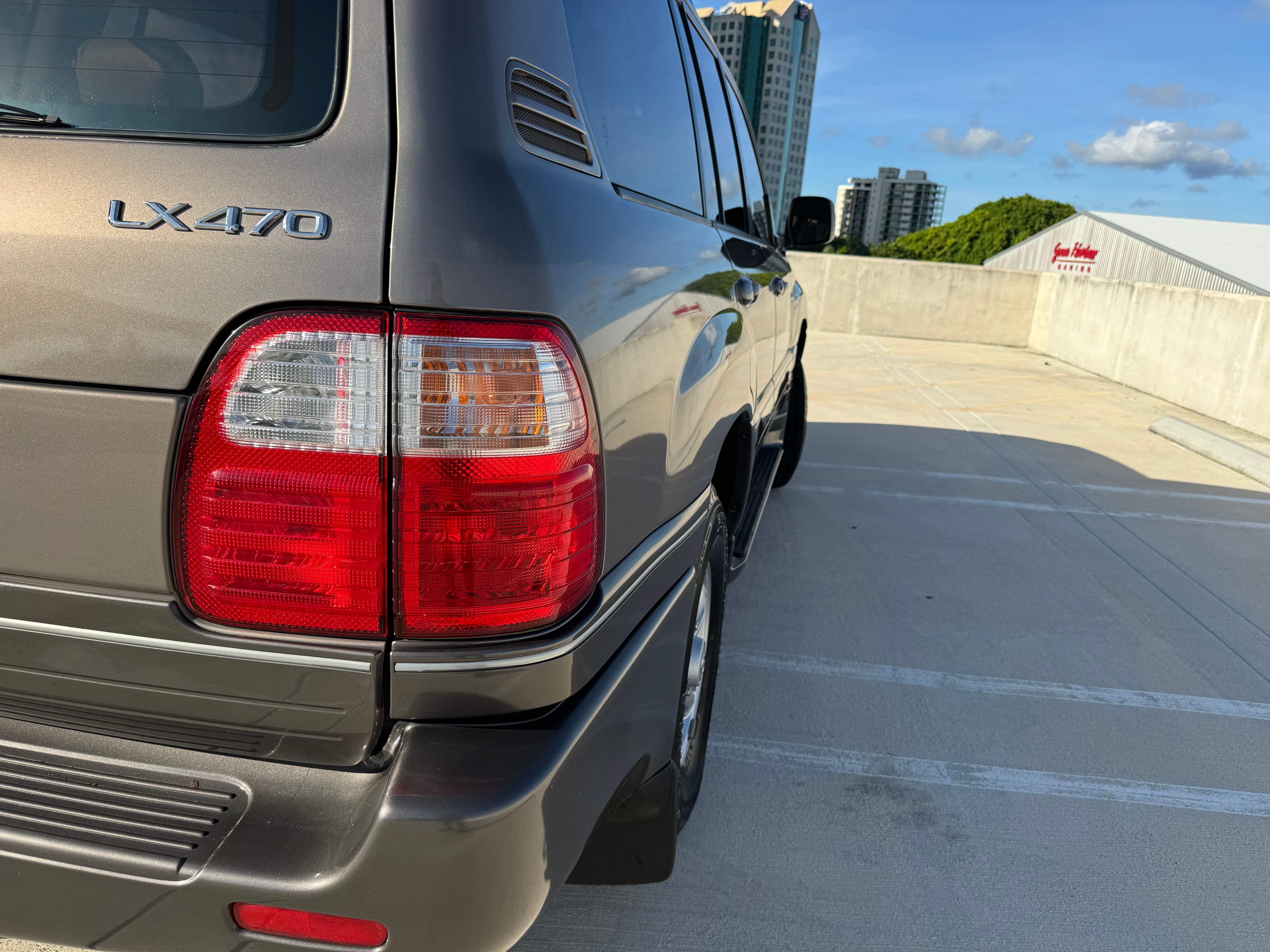 2000-lexus-lx-470-private-party-sale-19