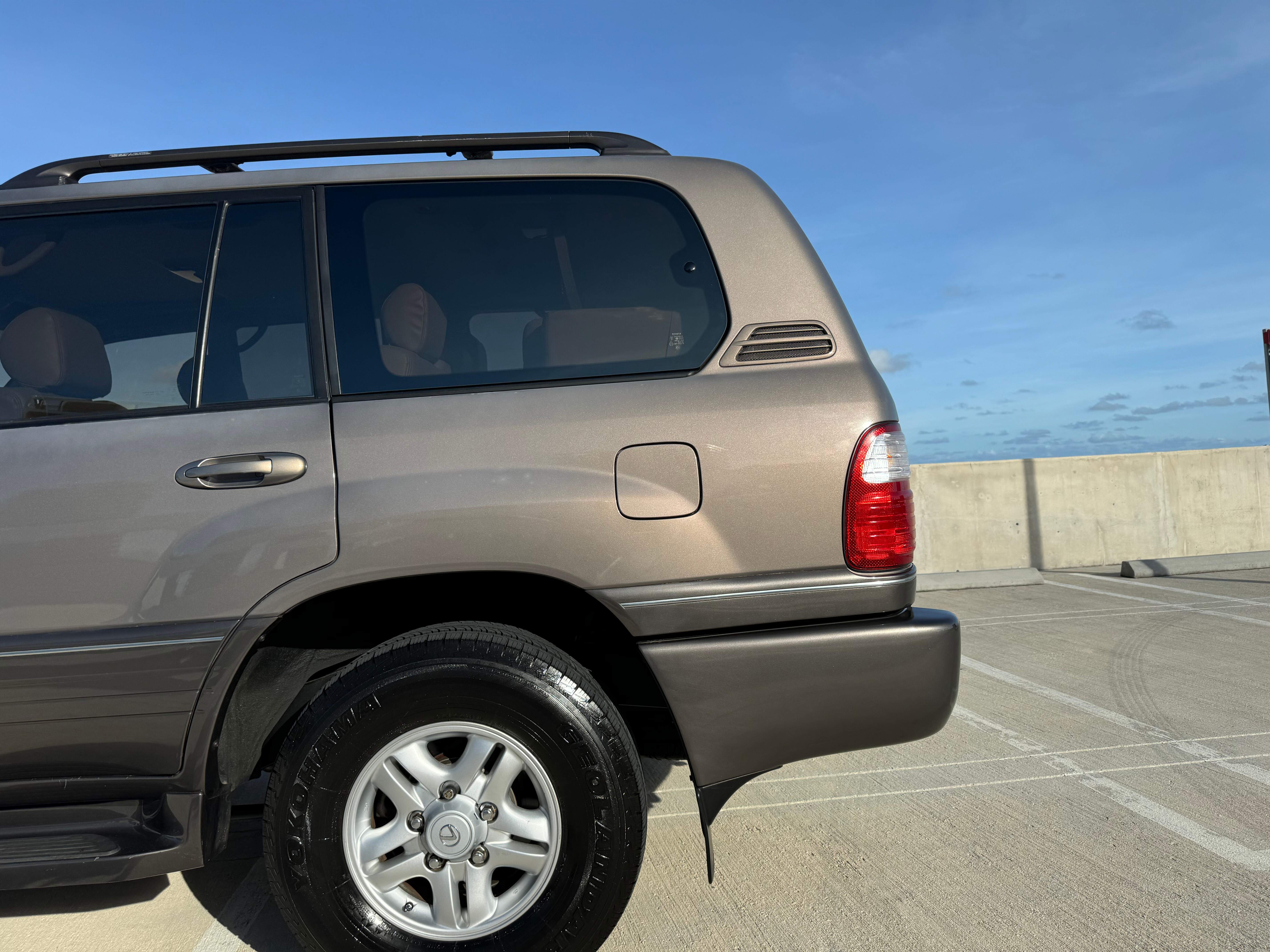 2000-lexus-lx-470-private-party-sale-20