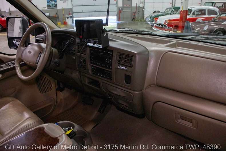 2002-ford-excursion-limited (12)