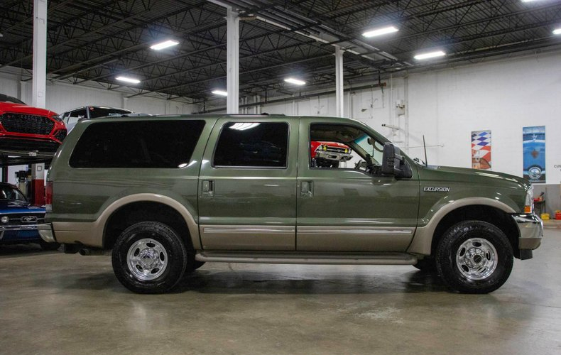 2002-ford-excursion-limited (4)