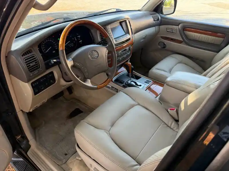 2005-lexus-lx-470-base-4wd-4dr-suv-for-sale-13