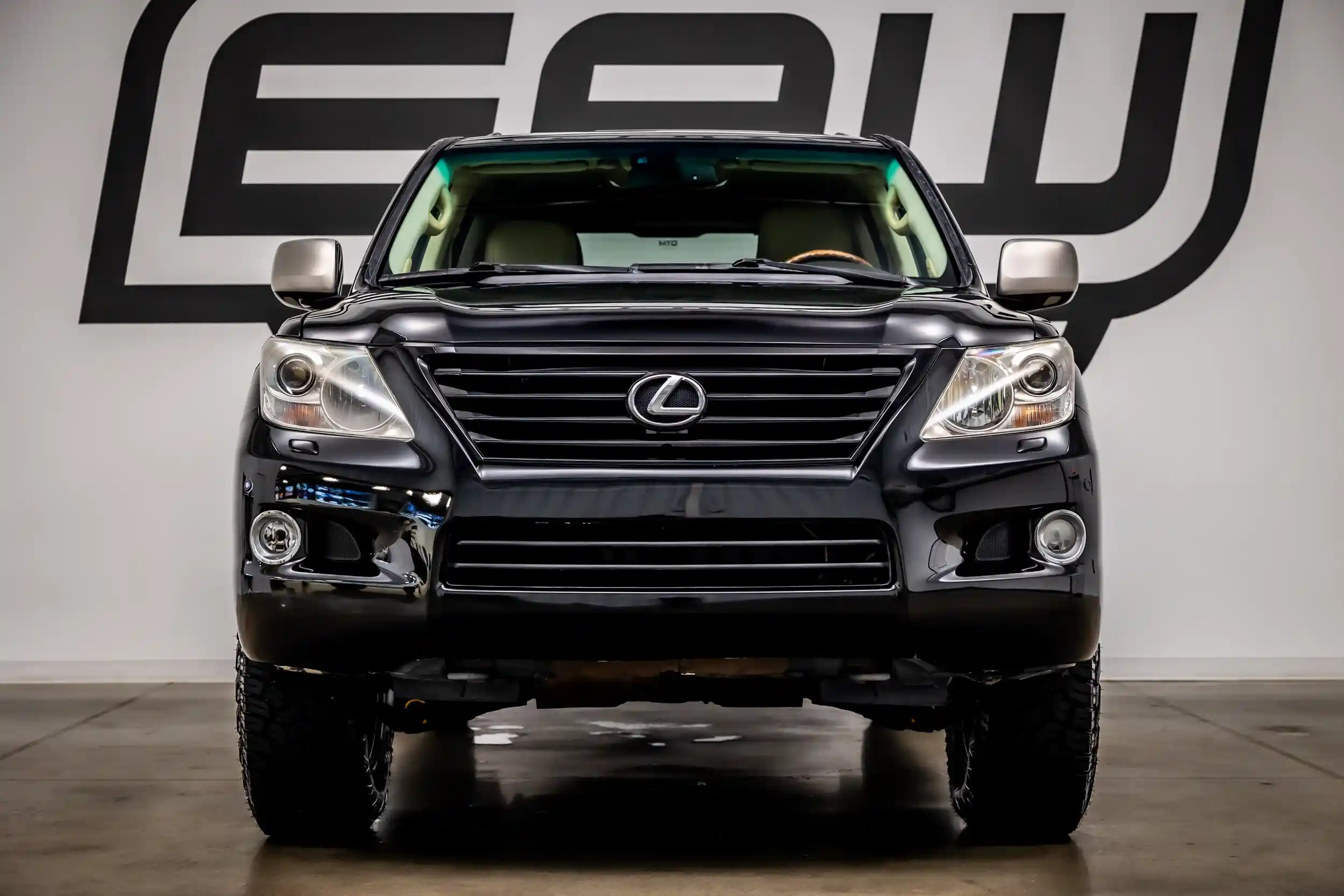 2010-lexus-gx-570-for-sale-03