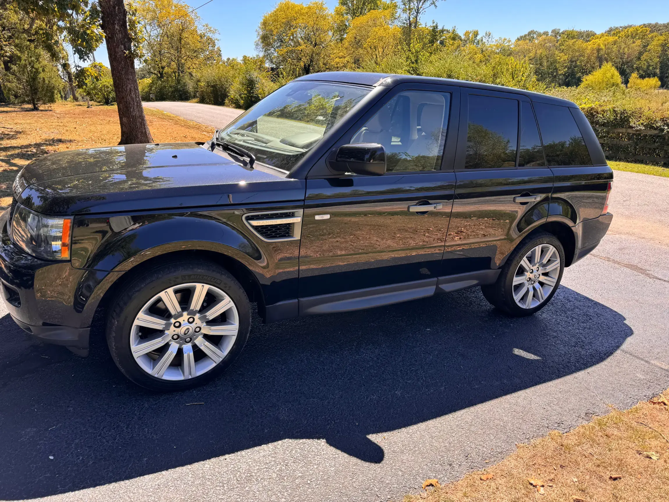 2011-range-rover-hse-luxury-for-sale-21 - Copy