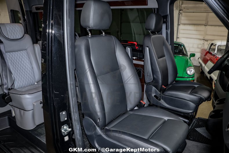 2021-mercedes-benz-sprinter (2)