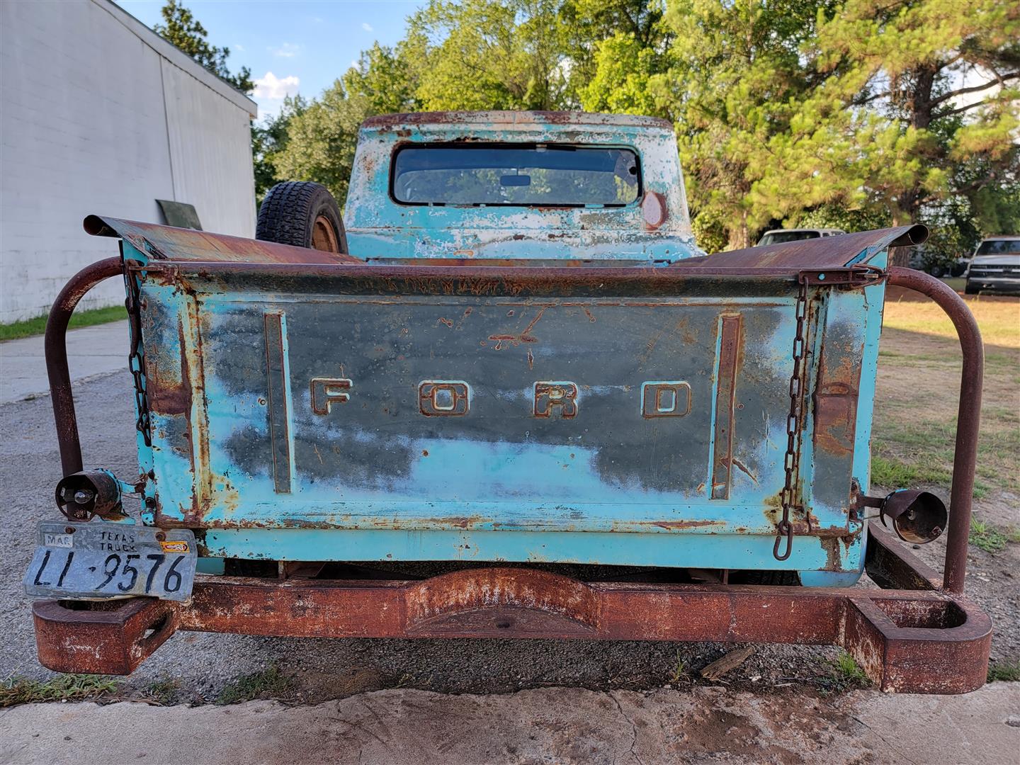 59FordF100Patina_0k_for-sale-05