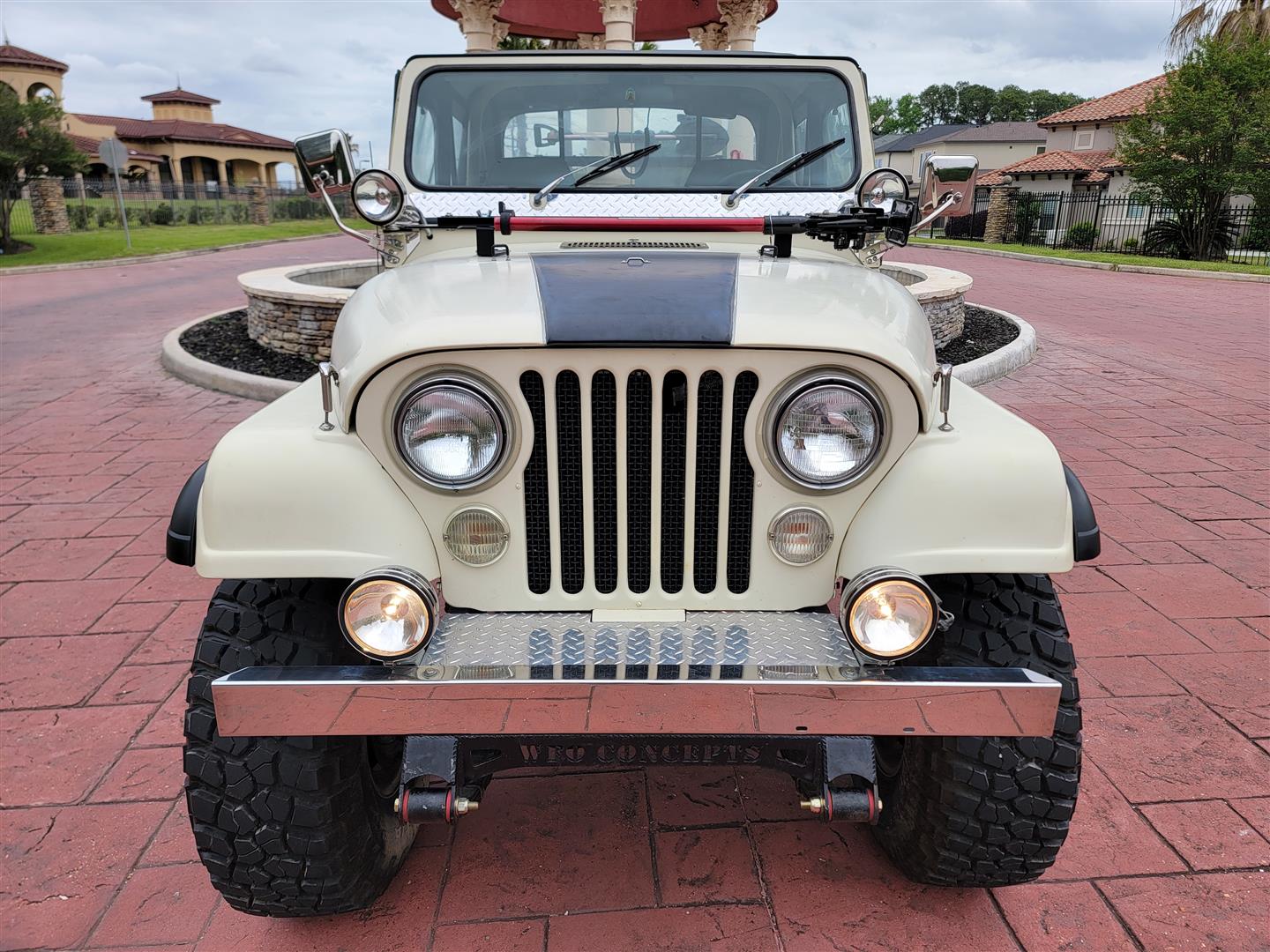 79JeepCJ5_103k_for-sale-02