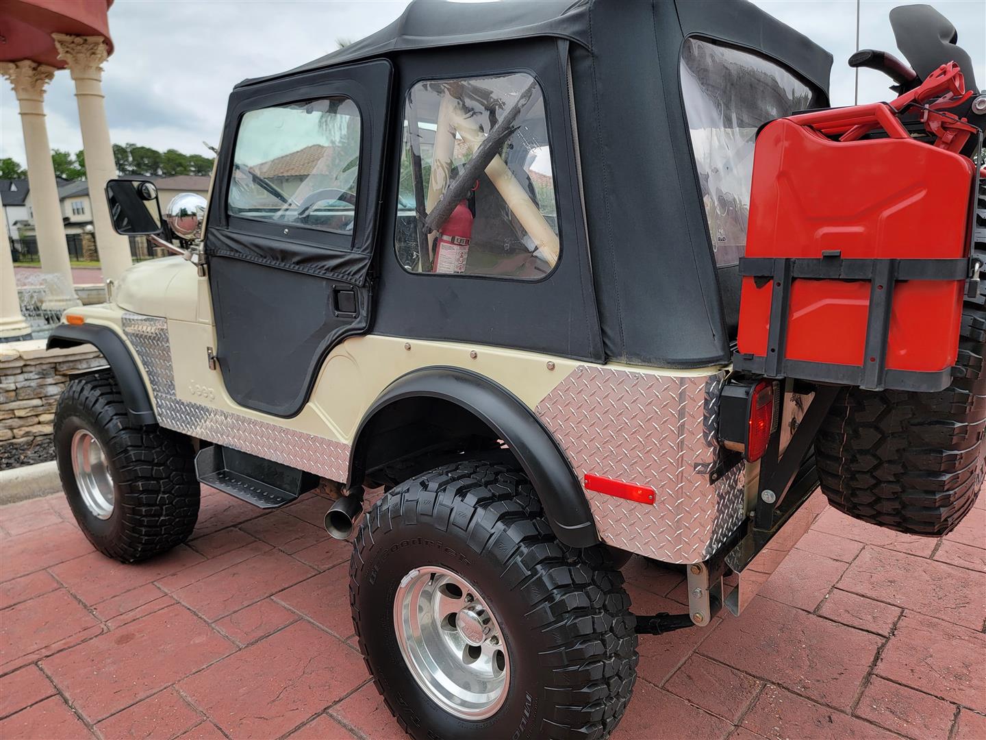 79JeepCJ5_103k_for-sale-08