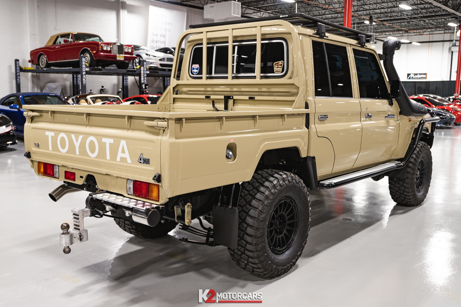 Used-2021-Toyota-Land-Cruiser-79-Series-Double-Cab-for-sale-05