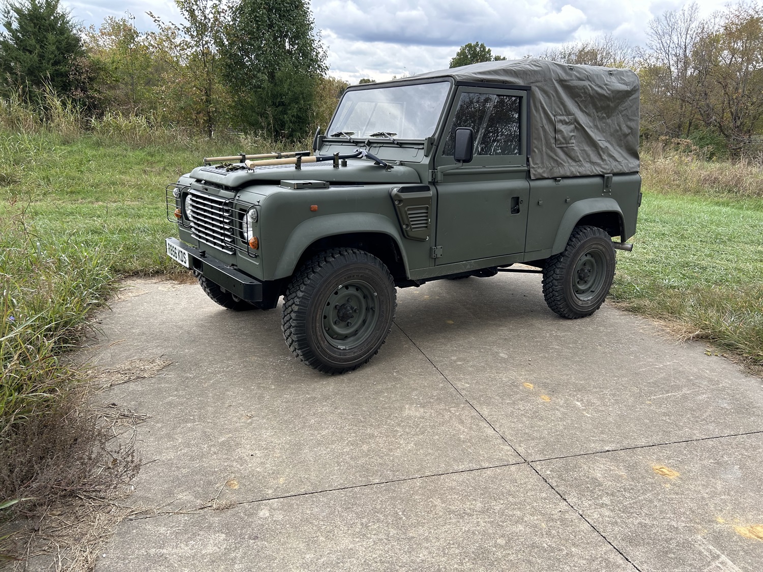 land-rover-defender-90-wolf-for-sale-02