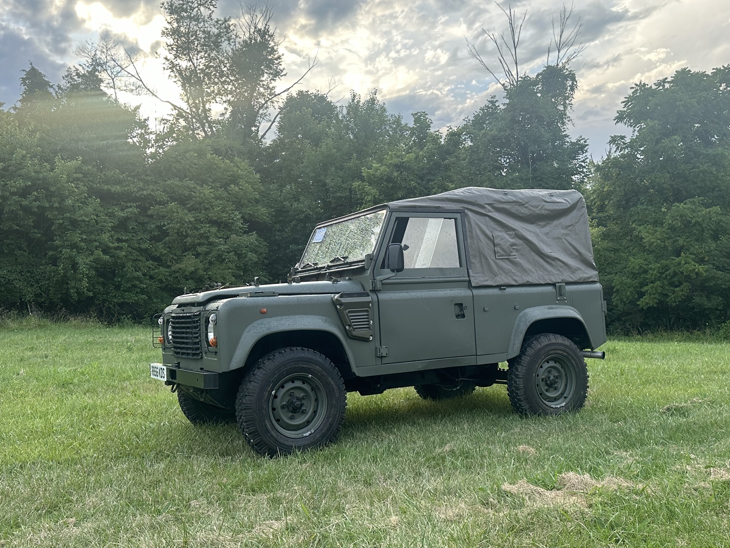 land-rover-defender-90-wolf-for-sale-17