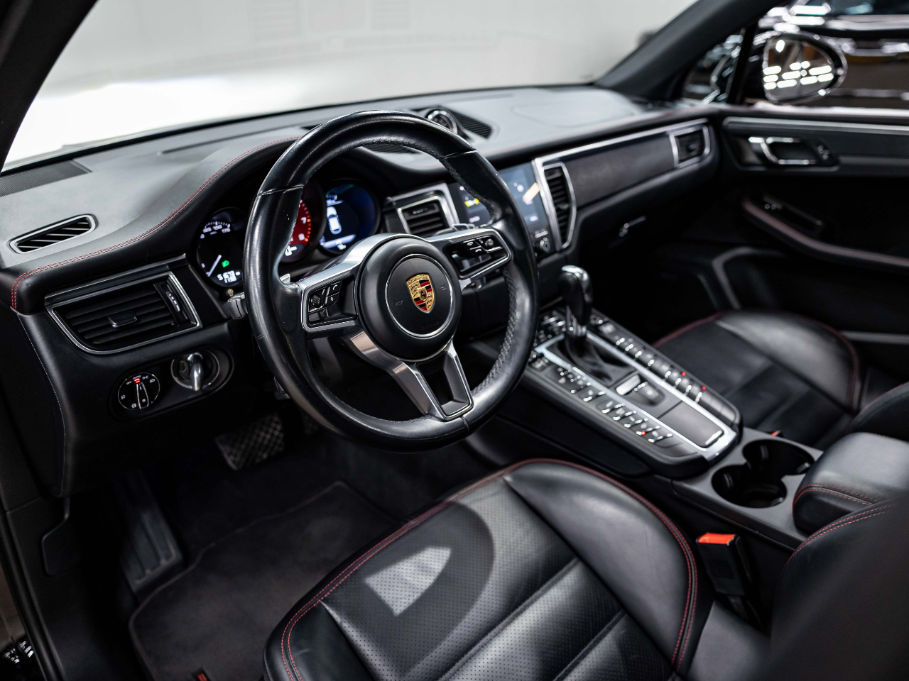 porsche-macan-gts-for-sale-04